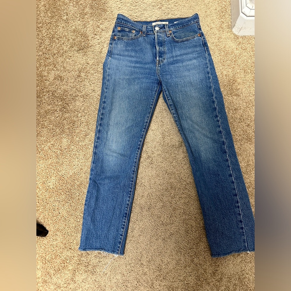 Levi’s Wedgie Straight Premium Denim SZ 24X26